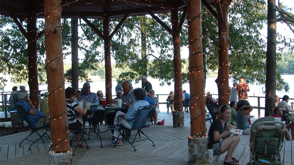                Party on the gazebo