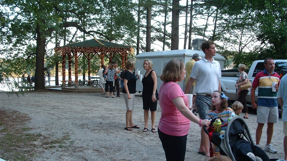                Party on the gazebo